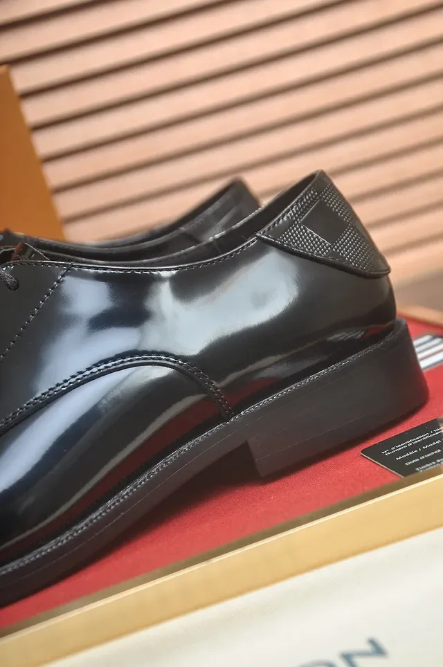 Louis Vuitton Chaussures Oxford Cuir Patenté Noir Bout Capoté 2