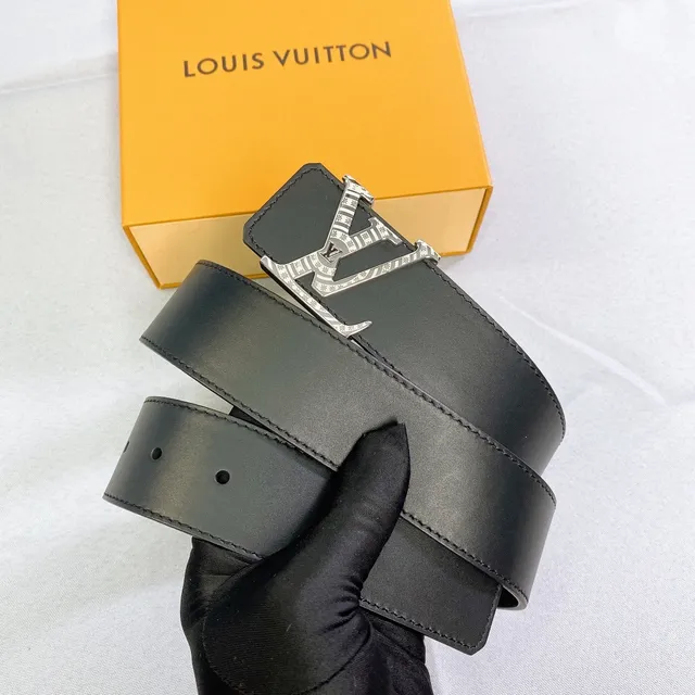 Louis Vuitton কালো সিলভার বড় মোনোগ্রাম বাকেল নকশা ফুল নকশা চামড়ার বেল্ট 5