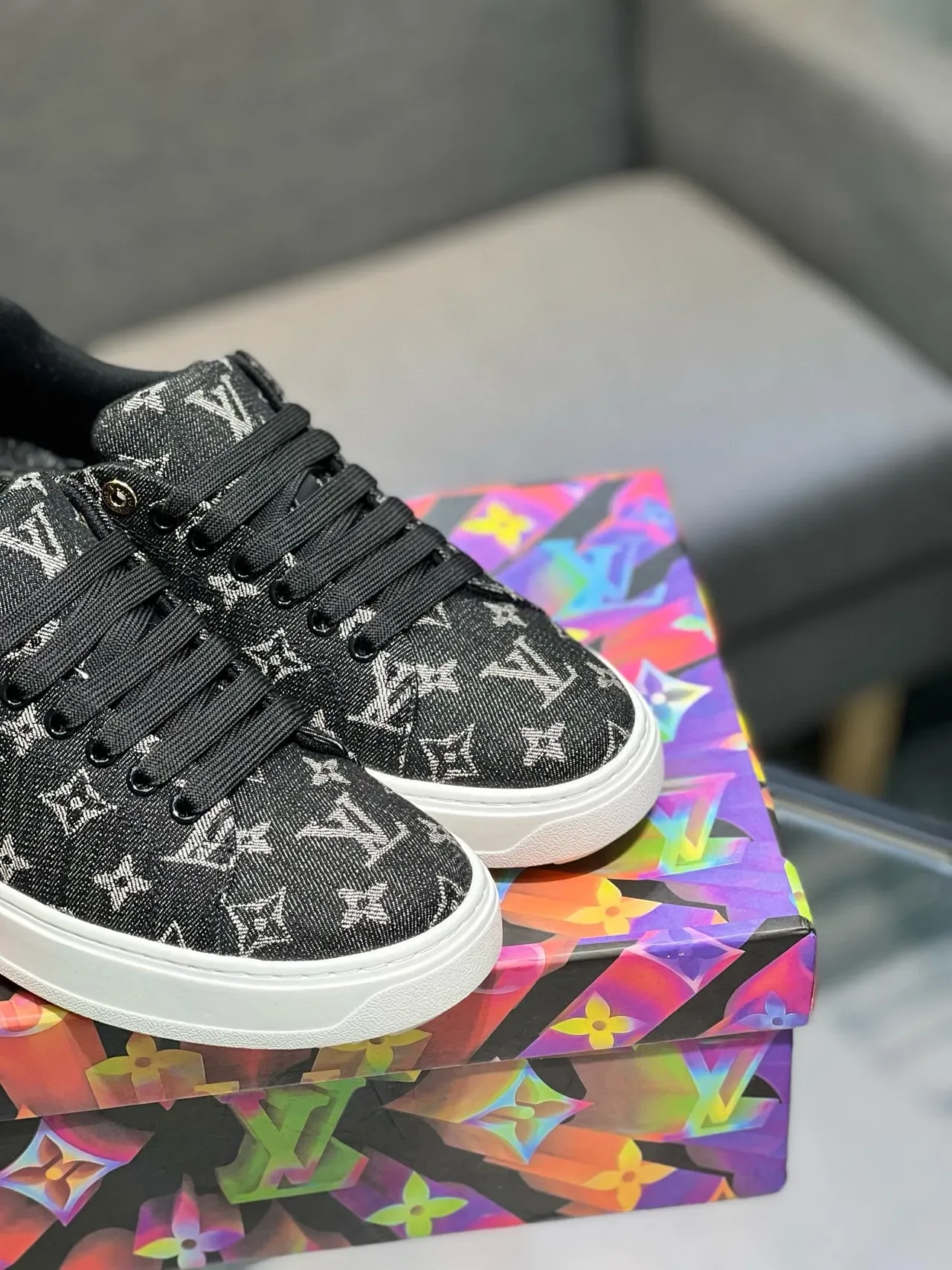 Louis Vuitton Black White Monogram Canvas Low-Top Lifestyle Sneakers 8