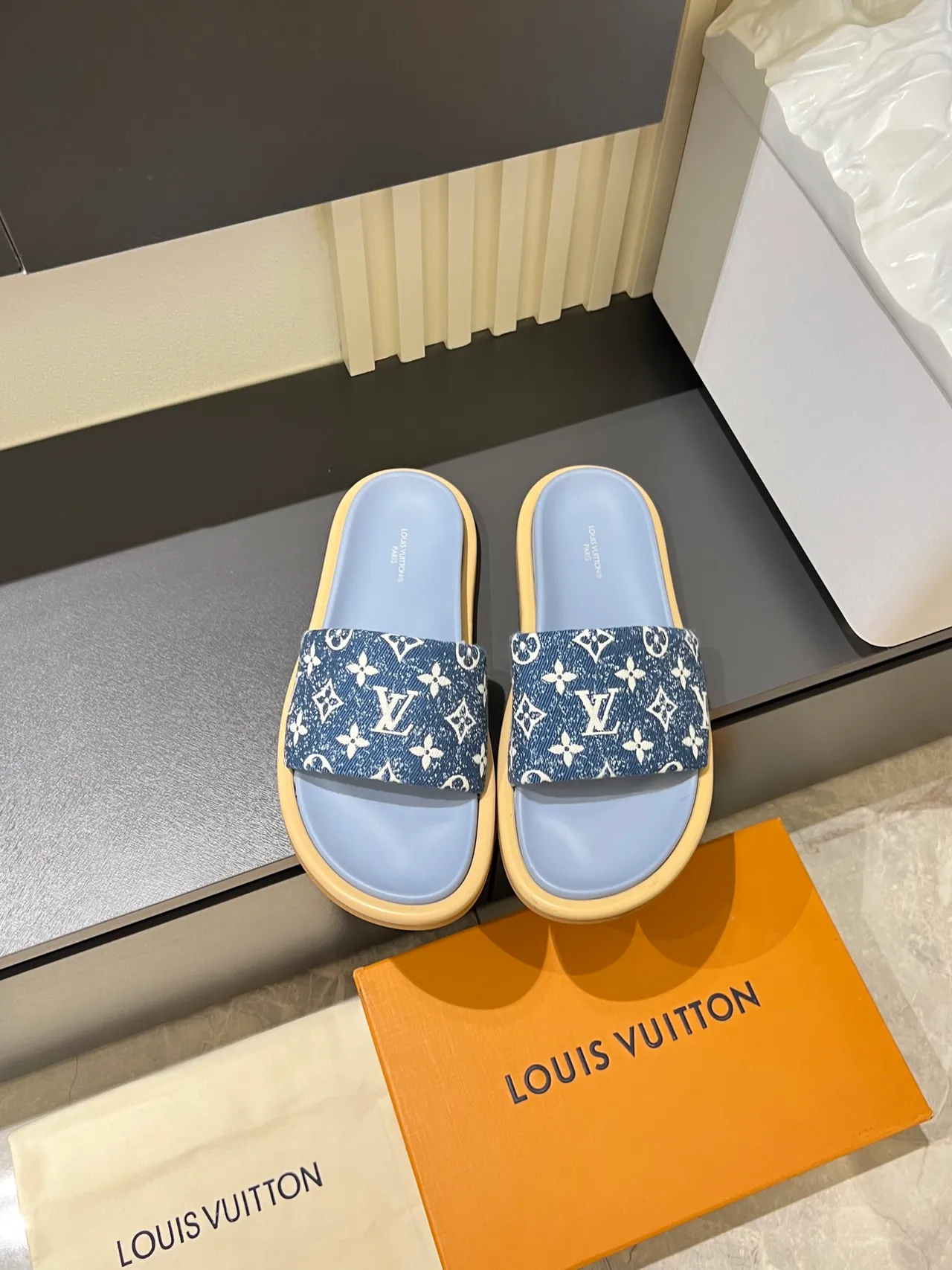 Louis Vuitton Blue White Monogrammed Canvas Strap Flat Rubber Sole Slippers 14