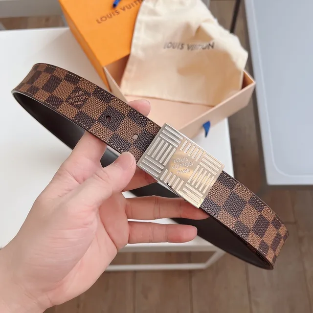 Louis Vuitton Marrom Bege Damier Ebène Lona Silver-Tone Grid Buckle Cinto de couro 7