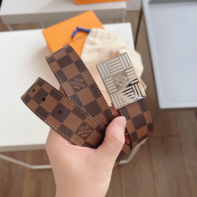 Louis Vuitton Marrom Bege Damier Ebène Lona Silver-Tone Grid Buckle Cinto de couro 8