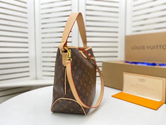 Louis Vuitton Marron Beige Monogramme Toile Souple Hobo Silhouette Sac 8