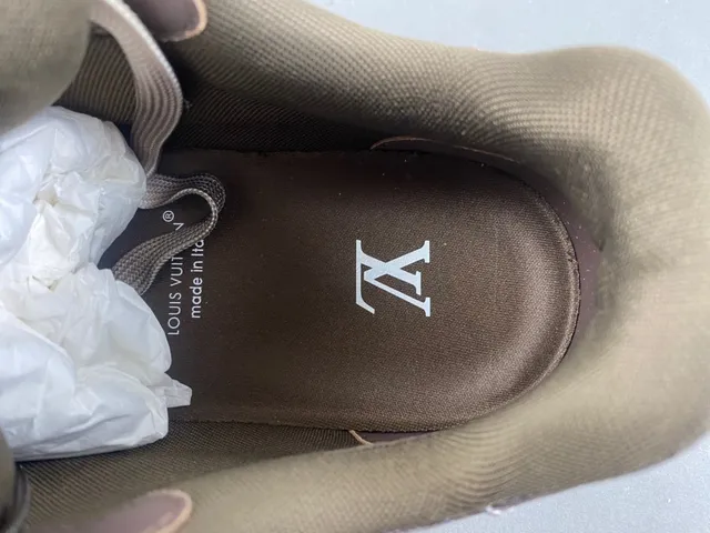 Louis Vuitton Brown Beige Monogram-Print Upper Dual Closure System Lifestyle Sneakers 7