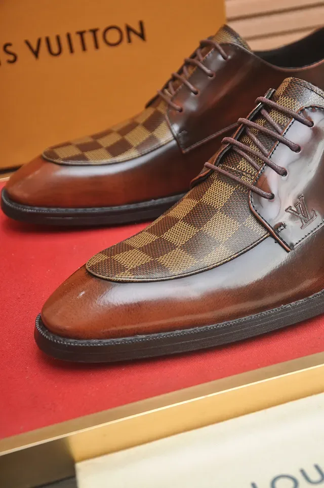 Louis Vuitton Sapatos Oxford Couro Polido Marrom Bege Damier Checkered Toe Panel 2