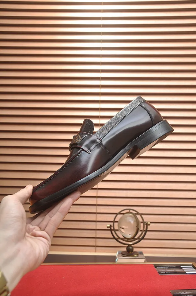 Louis Vuitton Brown Black Polished Leather Monogram Canvas Heel Trim Loafer 6