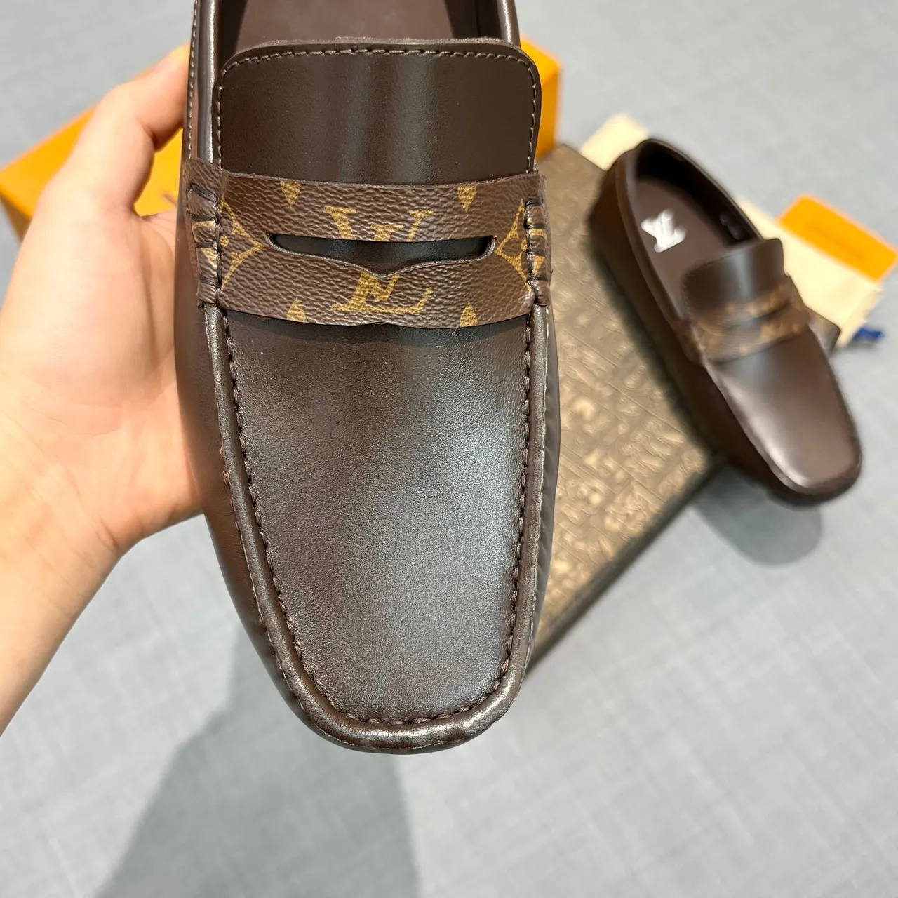 Louis Vuitton Mocassins Penny Marron Cuir Sangle Monogramme 5