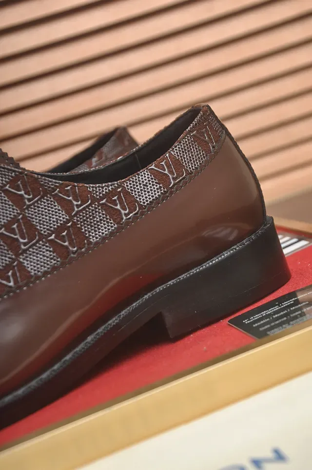 Louis Vuitton Chaussures Oxford Marron Patent et Monogramme 2