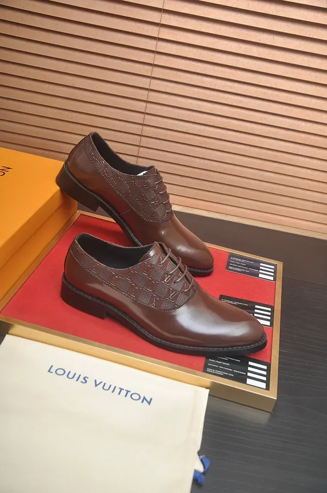 Louis Vuitton Chaussures Oxford Marron Patent et Monogramme 4