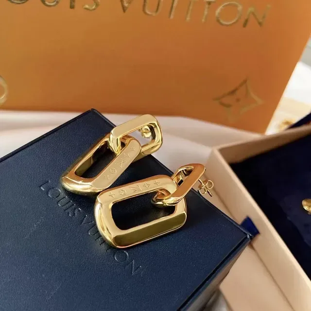 Louis Vuitton Chain Reaction Gold-Tone Engraved Oval Link Earrings 2