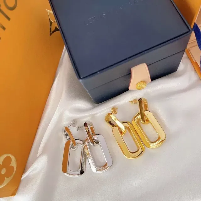 Louis Vuitton Chain Reaction Gold-Tone Engraved Oval Link Earrings 3