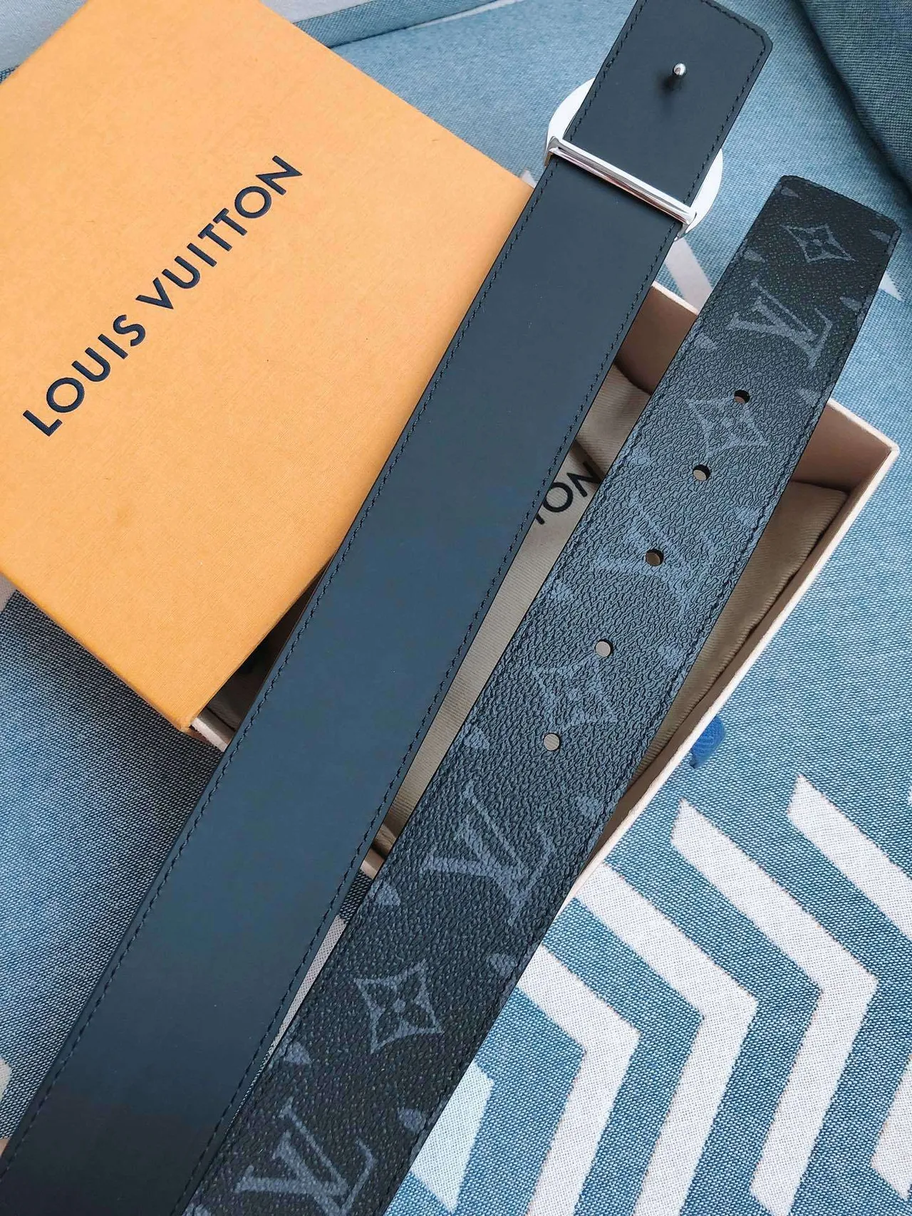 Louis Vuitton Circle LV Belt Dark Gray Monogram Leather Belt 6