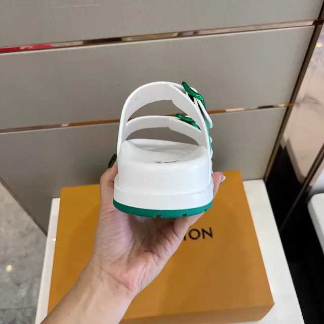 Louis Vuitton Sandalias Casuales de Doble Correa Verde y Blanco 5