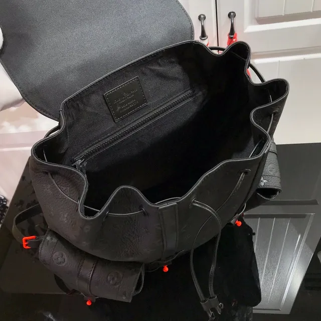 Louis Vuitton Explorer Preto Branco Couro com monograma embossado fechamento de tampa superior mochila casual 21