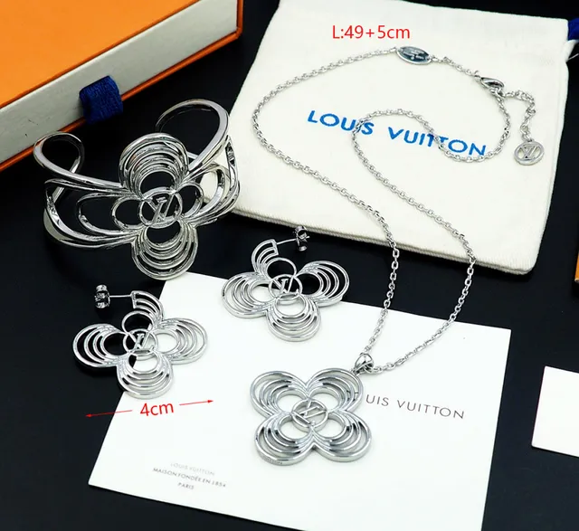 Louis Vuitton Floral Cuff Gold Silver Openwork Motif Interlocking Loop Construction Bracelet 4