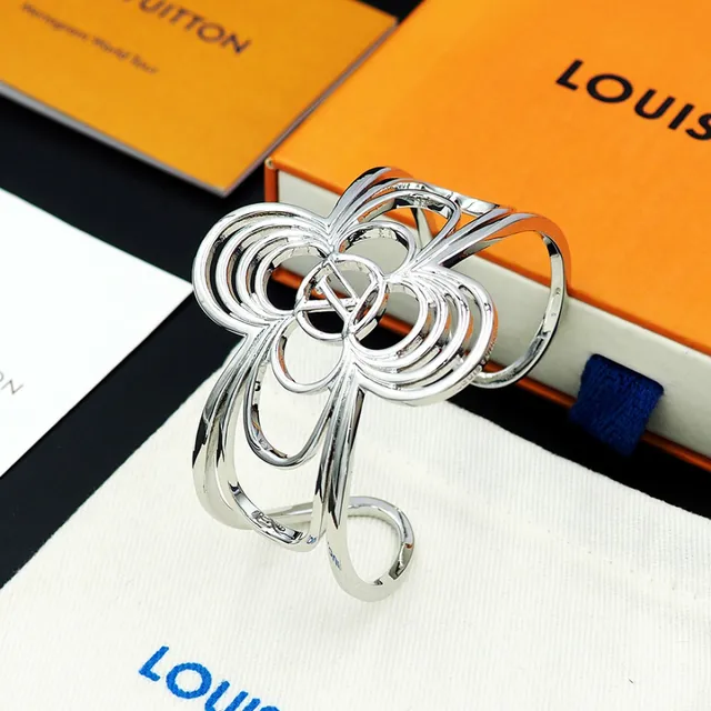 Louis Vuitton Floral Cuff Gold Silver Openwork Motif Interlocking Loop Construction Bracelet 8