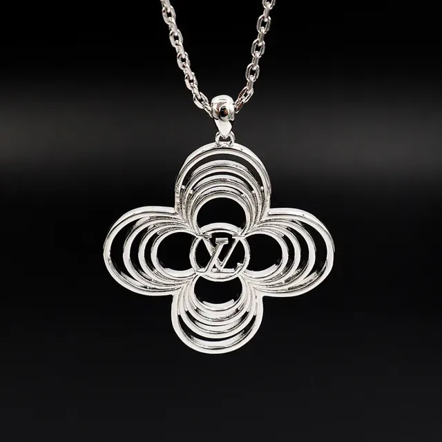 Louis Vuitton Floral Openwork Silver Necklace 4