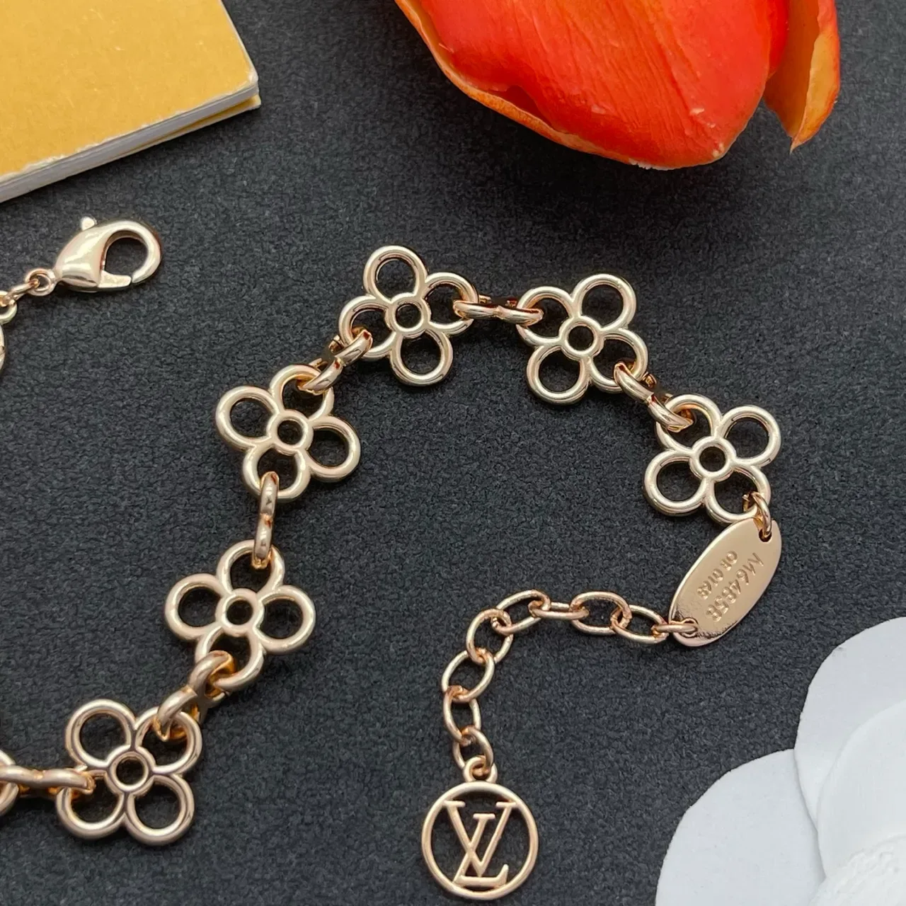 Louis Vuitton Flower Gold Floral Link Chain Openwork Petals Bracelet 5