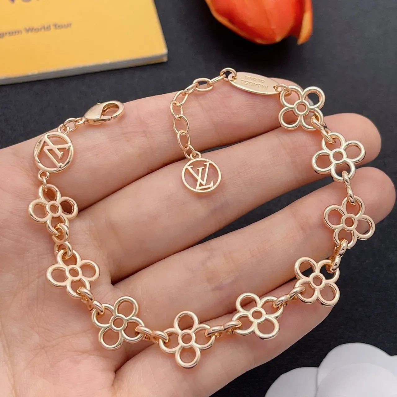 Louis Vuitton Flower Gold Floral Link Chain Openwork Petals Bracelet 9