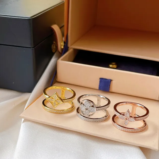 Louis Vuitton Flower Gold Navy Rose Pavé Diamond Ring 7