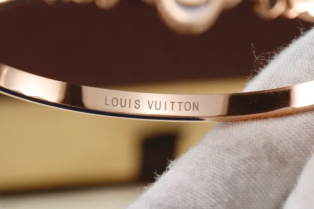 Louis Vuitton Fleur Or Argent Trèfle Motif Floral Nacre Incrustation Bracelet 2