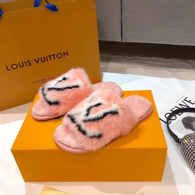 Louis Vuitton Furry Monogram Pink Slippers 8