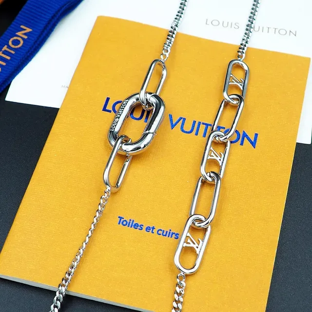Louis Vuitton Gold Curb Chain Monogram-Engraved Oval Links Necklace 2