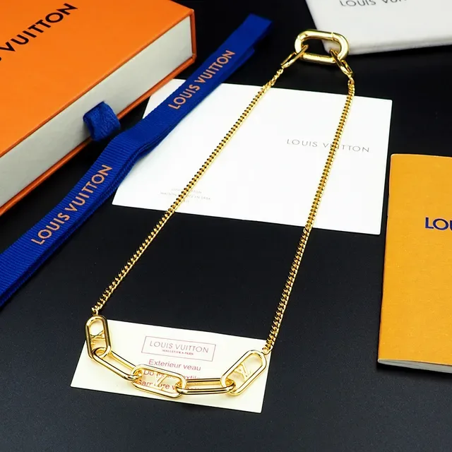 Louis Vuitton Gold Curb Chain Monogram-Engraved Oval Links Necklace 4