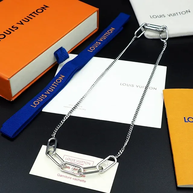 Louis Vuitton Gold Curb Chain Monogram-Engraved Oval Links Necklace 6
