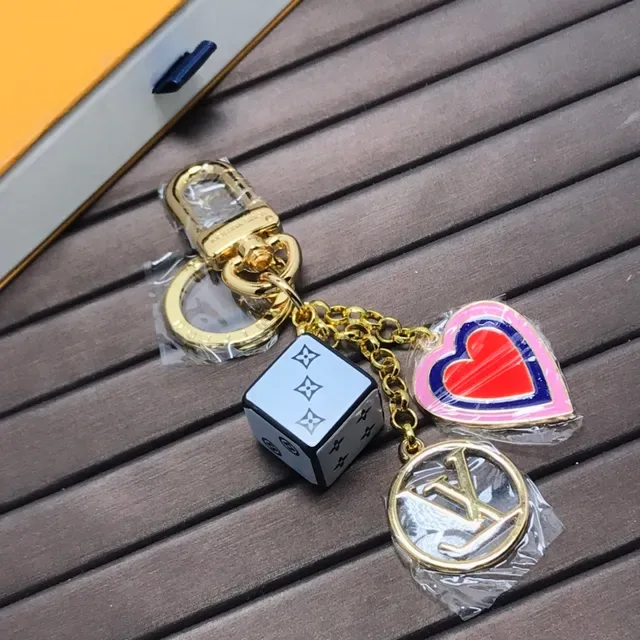 Louis Vuitton Gold Multicolor Metal Enamel Heart Charm Bracelet 4