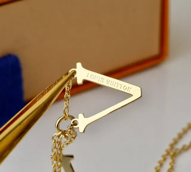 Louis Vuitton Gold Silver Monogram Pendant Chain-Link Suspension Necklace 8