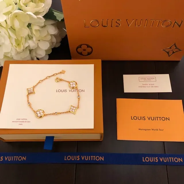 Bracelet Louis Vuitton Chaîne Or Blanc Motifs Floraux Quadrifolié 4