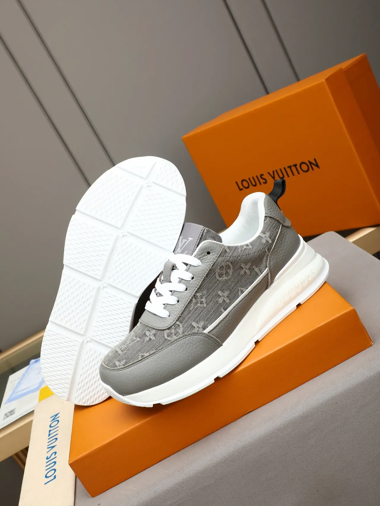 Louis Vuitton Gray White Monogram Jacquard Upper Textured Leather Overlays Lifestyle Sneakers 4