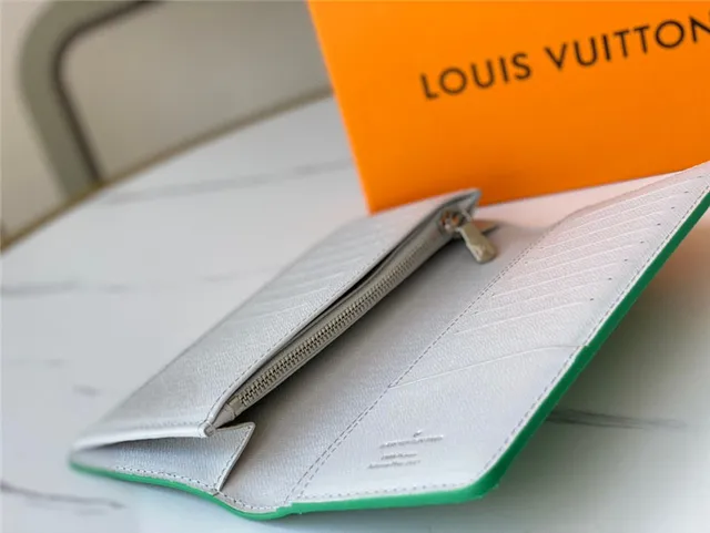 Louis Vuitton Green White Monogram Leather Bold Logotype Long Wallet 11