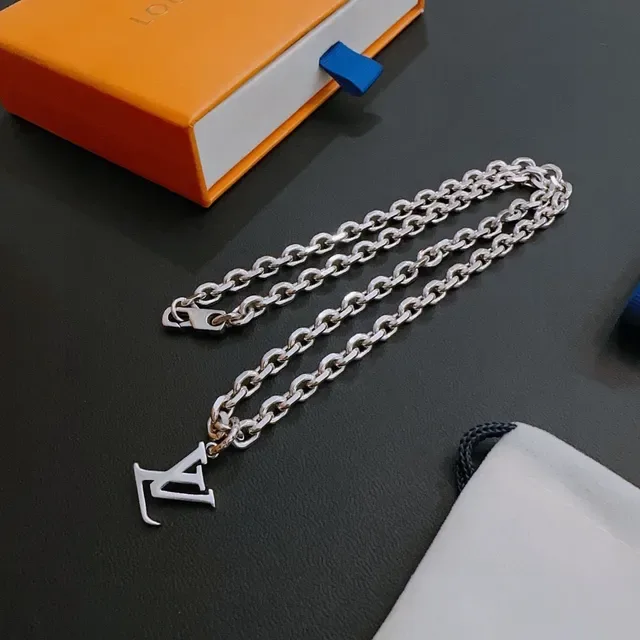 Louis Vuitton Interlocking LV Monogram Silver Curb Chain Necklace 3
