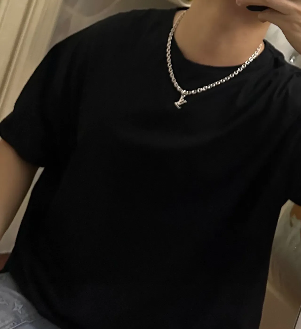 Louis Vuitton Interlocking LV Monogram Silver Curb Chain Necklace 7