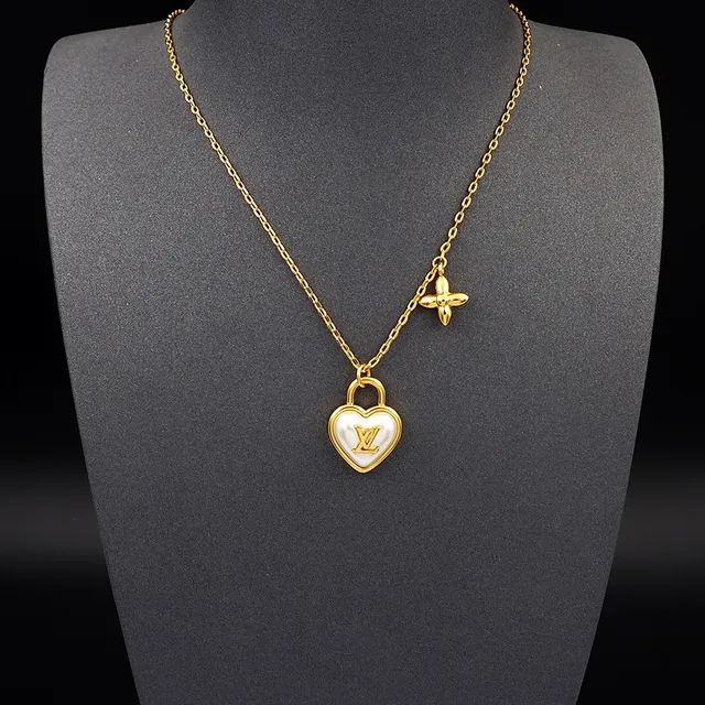 Louis Vuitton Lock Me Heart Pearl Gold Necklace 5