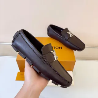 Louis Vuitton LV Buckle Loafer 棕色皮革乐福鞋
