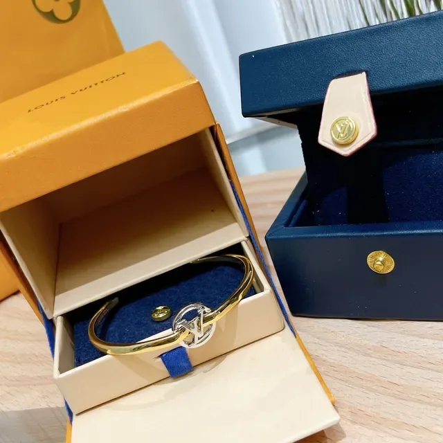 Louis Vuitton LV Circle Gold-Tone Interlocking Monogram Bracelet 6