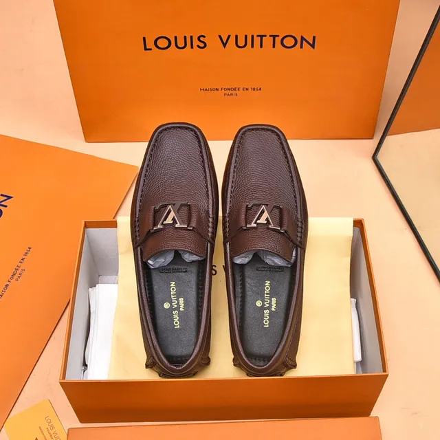Louis Vuitton LV Loafer Brown Pebbled Leather Metal Buckle Loafers 9