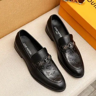 Louis Vuitton LV 乐福鞋 压印花纹 黑色皮革 乐福鞋