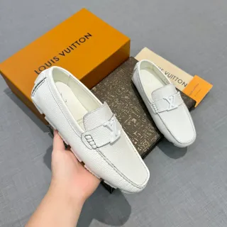 Louis Vuitton LV सफेद दानेदार चमड़ा मेटल बकल लोअफर