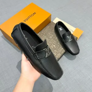 लुई विट्टन LV Logo काला पेबल्ड लेदर लूफर