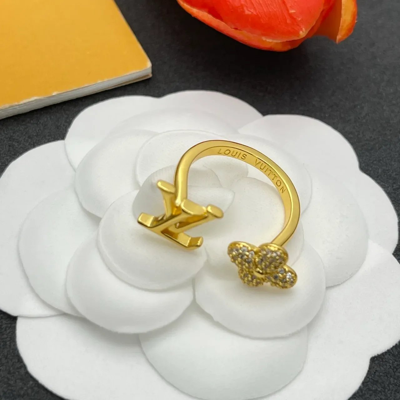 Louis Vuitton LV Monogram and Crystal Flower Gold Ring 3