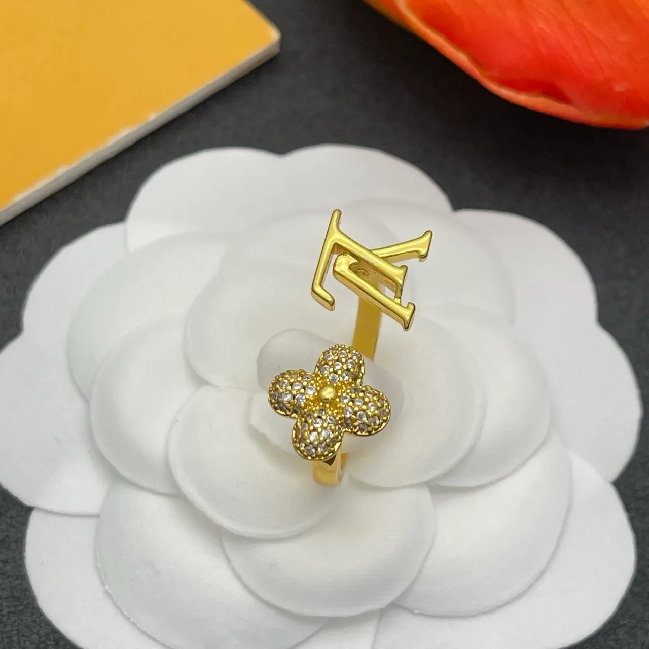 Louis Vuitton LV Monogram and Crystal Flower Gold Ring 6