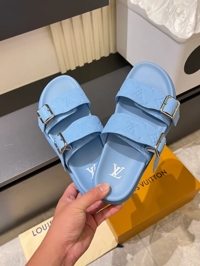 Louis Vuitton LV Slide Monogram Rubber Strap Casual Sandals 8