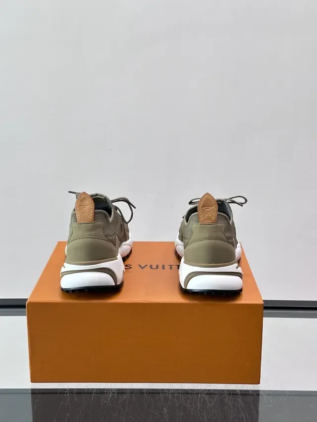 لويس فتون LV Trainer حذاء رياضي بيج أبيض أعلى نسيج بوني ميد سول منحوت سميك 3