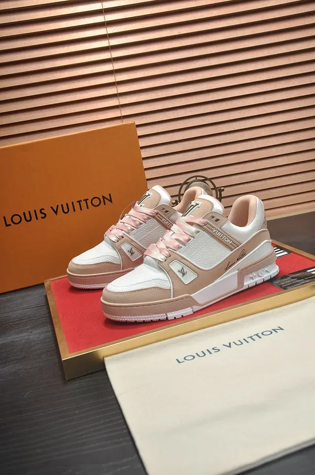 Louis Vuitton LV Trainer Beige White Layered Leather And Textile Upper Chunky Platform Sole Lifestyle Sneakers 4
