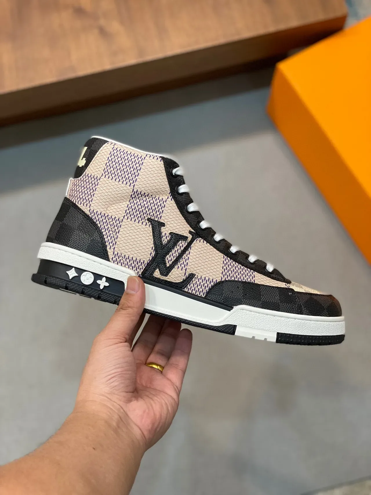 Louis Vuitton LV Trainer Noir Beige High-Top Damier Checkerboard Sneakers Lifestyle 7