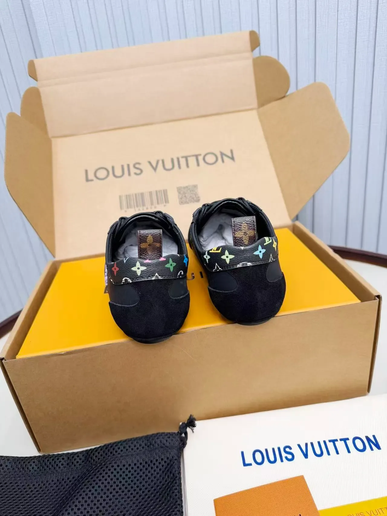 Louis Vuitton LV Trainer Zapatillas Lifestyle Negro Multicolor Low-Top Material Mixto 4
